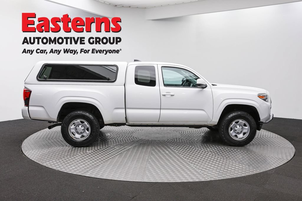 Used 2020 Toyota Tacoma SR w/ SR Convenience Package RWD image 4