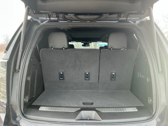 Used 2025 Chevrolet Tahoe RST w/ Comfort Package image 16