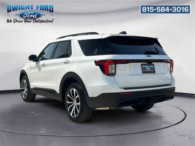 New 2025 Ford Explorer ST-Line image 3