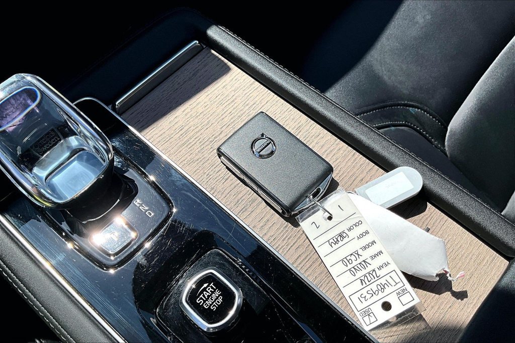 Used 2026 Volvo XC90 B6 Plus AWD/4WD image 14