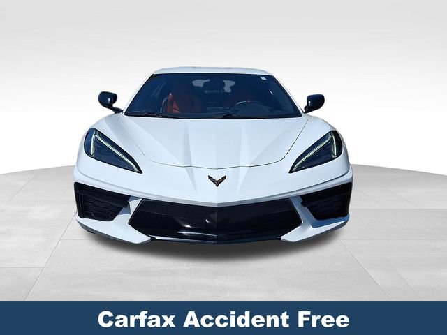 Used 2020 Chevrolet Corvette Stingray Coupe w/ Engine Appearance Package RWD image 3