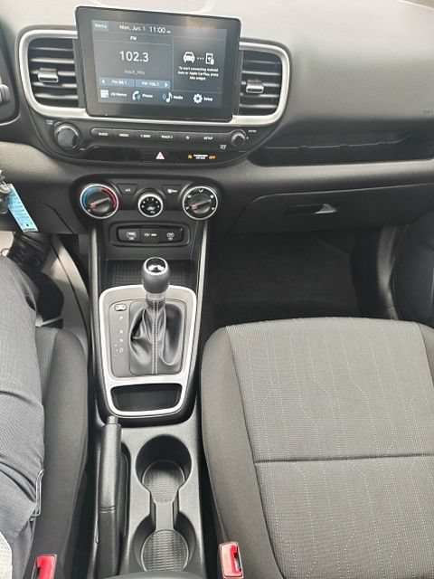 Certified 2026 Hyundai Venue SE FWD image 22