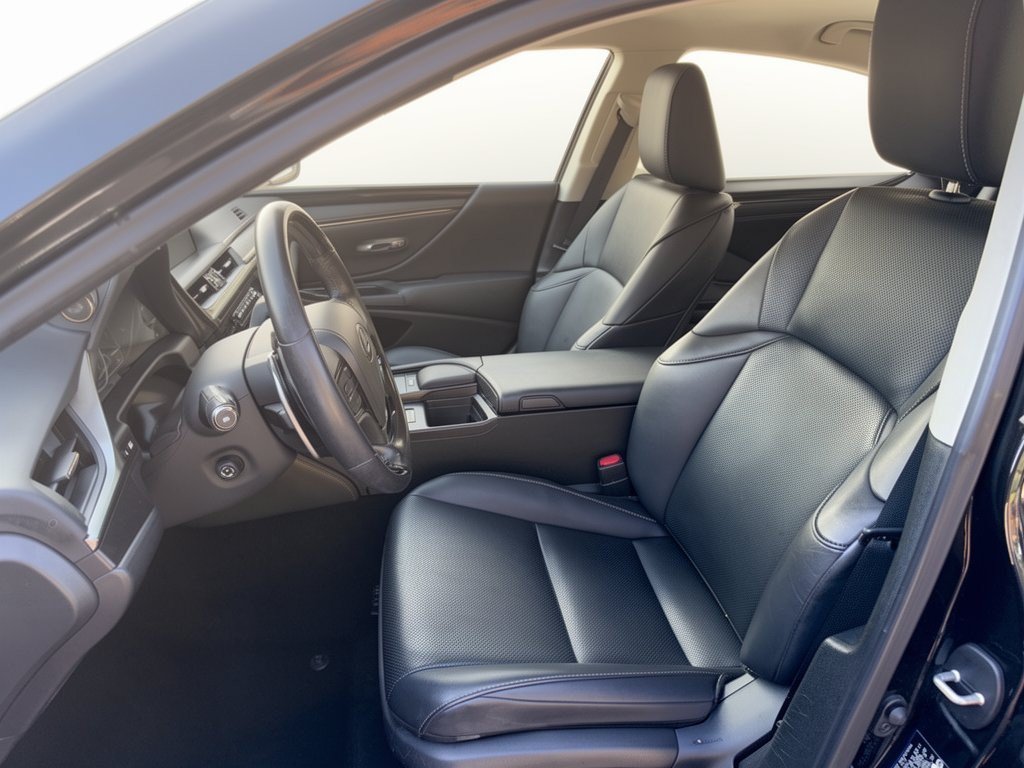 Used 2021 Lexus ES 250 w/ Premium Package AWD/4WD image 5
