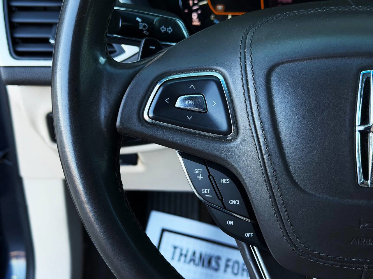 Used 2017 Lincoln MKZ Premiere image 33