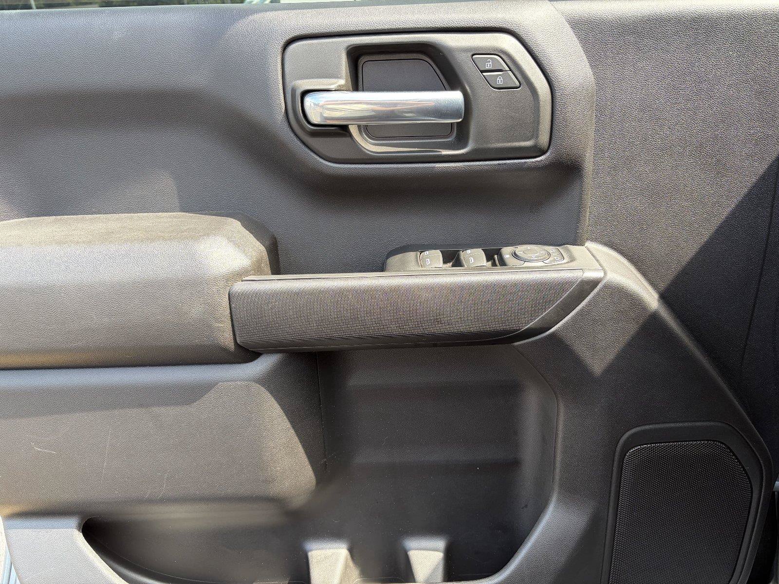 Certified 2026 Chevrolet Silverado 1500 Custom w/ Turbomax Blackout Package AWD/4WD image 19