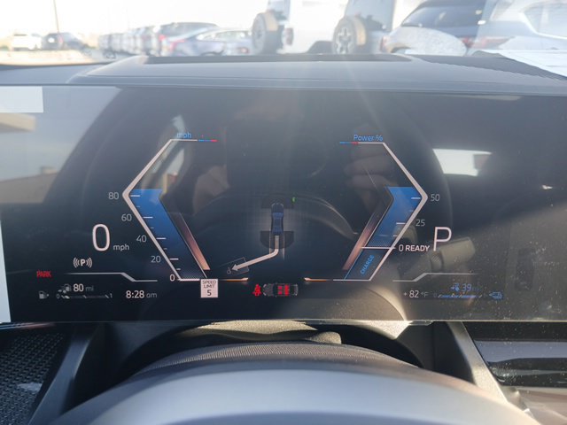 New 2027 BMW 550e xDrive AWD/4WD image 24