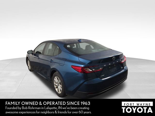 Used 2025 Toyota Camry LE image 9