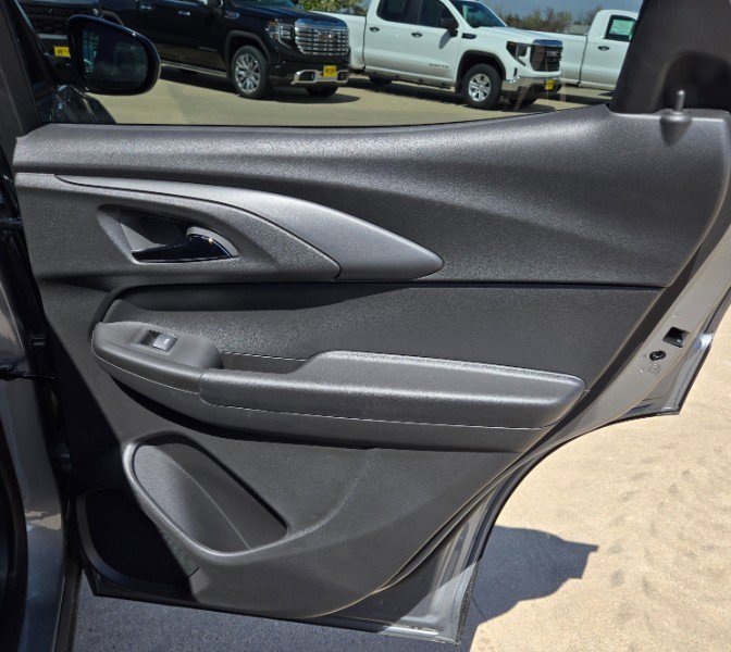 New 2025 Chevrolet TrailBlazer RS w/ Convenience Package image 17