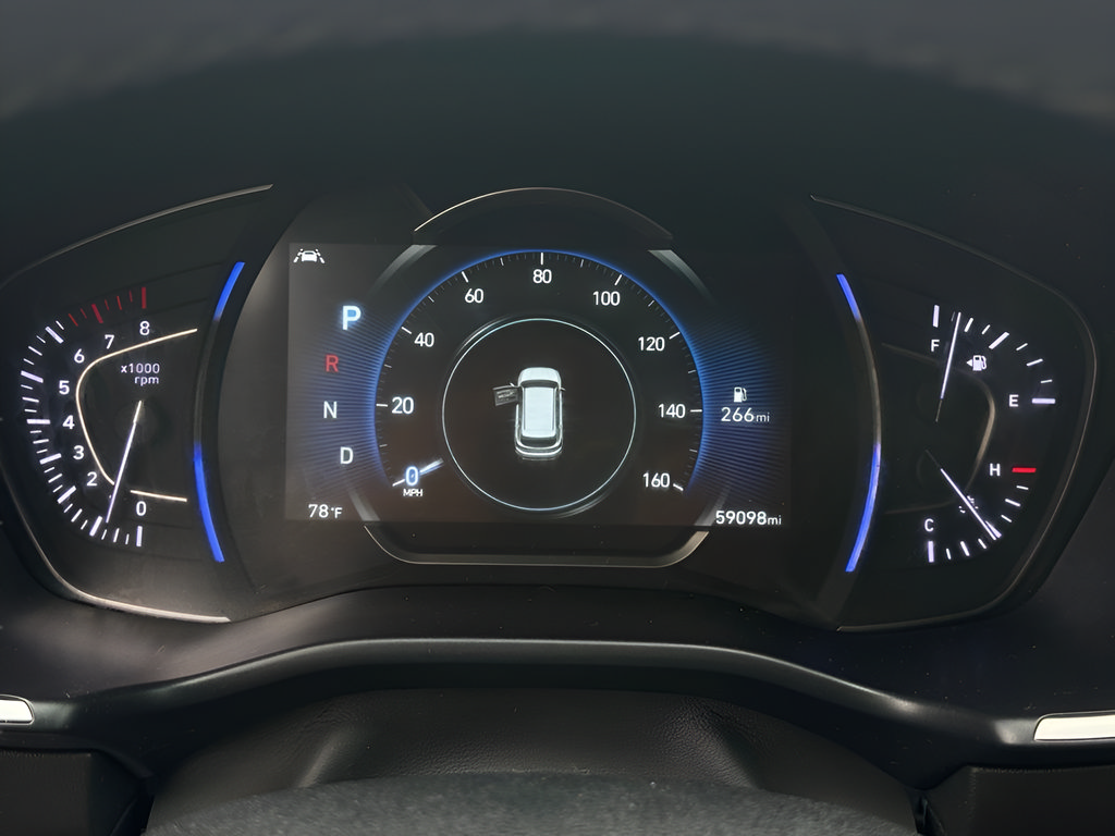 Used 2020 Hyundai Santa Fe Limited AWD/4WD image 22