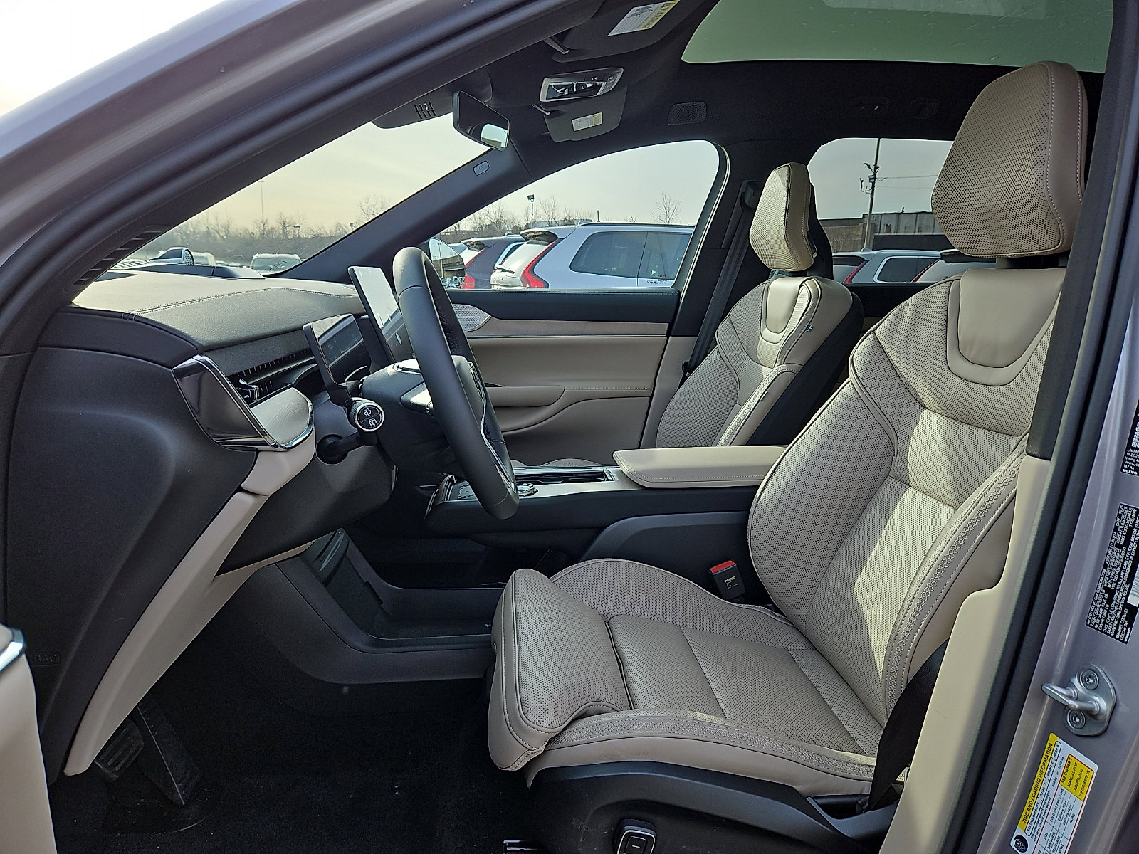 New 2026 Volvo EX90 Ultra image 11