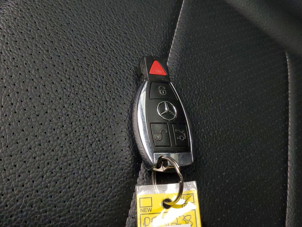 Used 2018 Mercedes-Benz C 300 4MATIC Sedan image 26