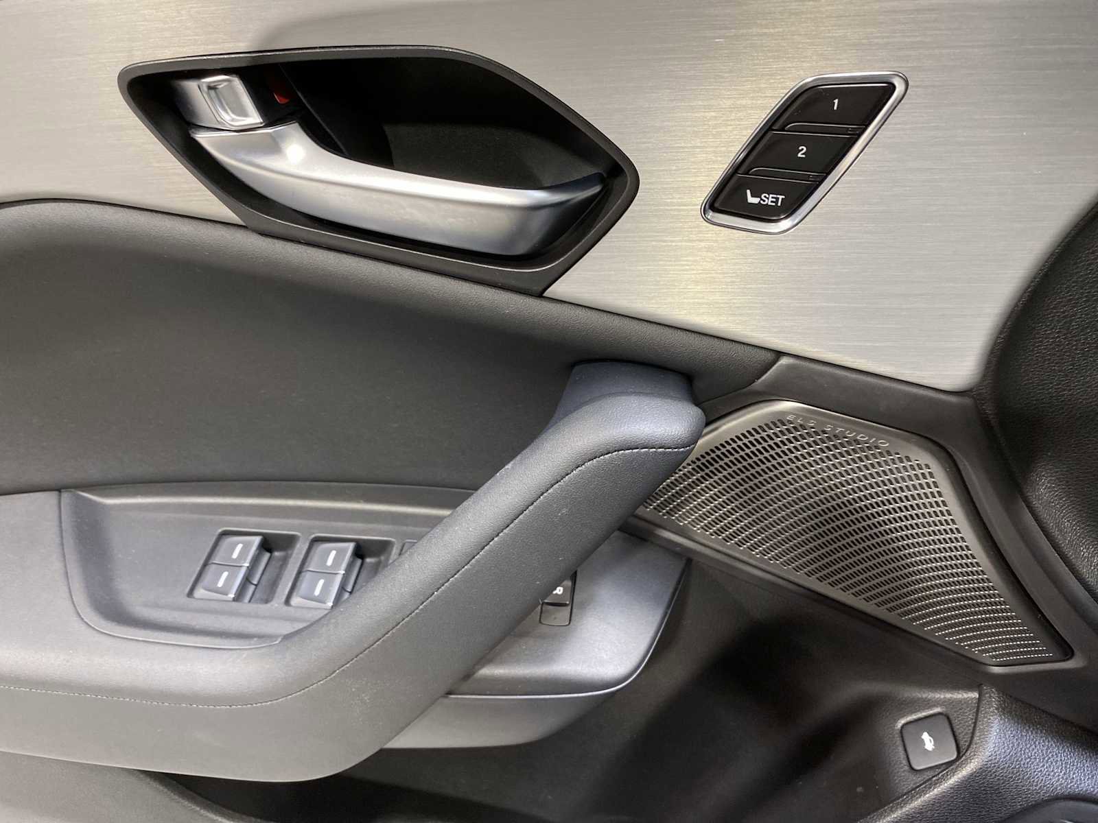 Used 2022 Acura TLX w/ Technology Package image 23