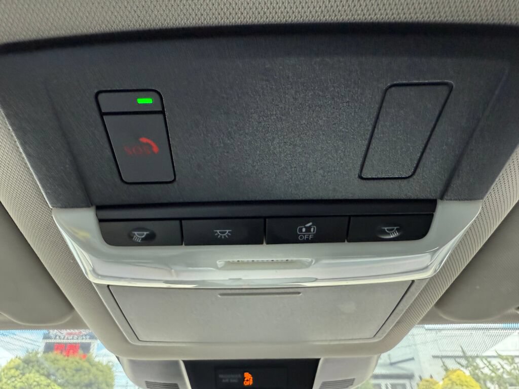 Used 2021 Nissan Rogue SV AWD/4WD image 22