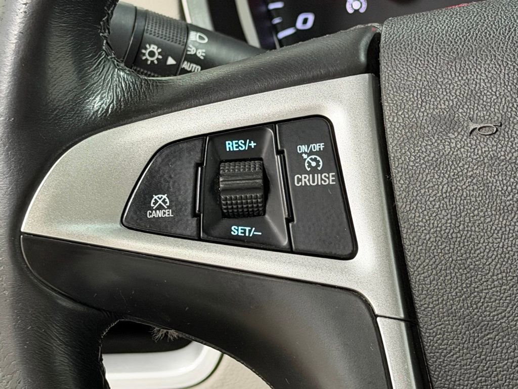 Used 2015 Chevrolet Equinox LT w/ Driver Convenience Package image 32