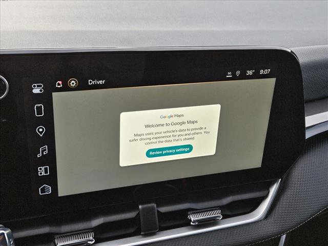 Used 2025 Chevrolet Equinox LT w/ Safety and Technology Package image 13