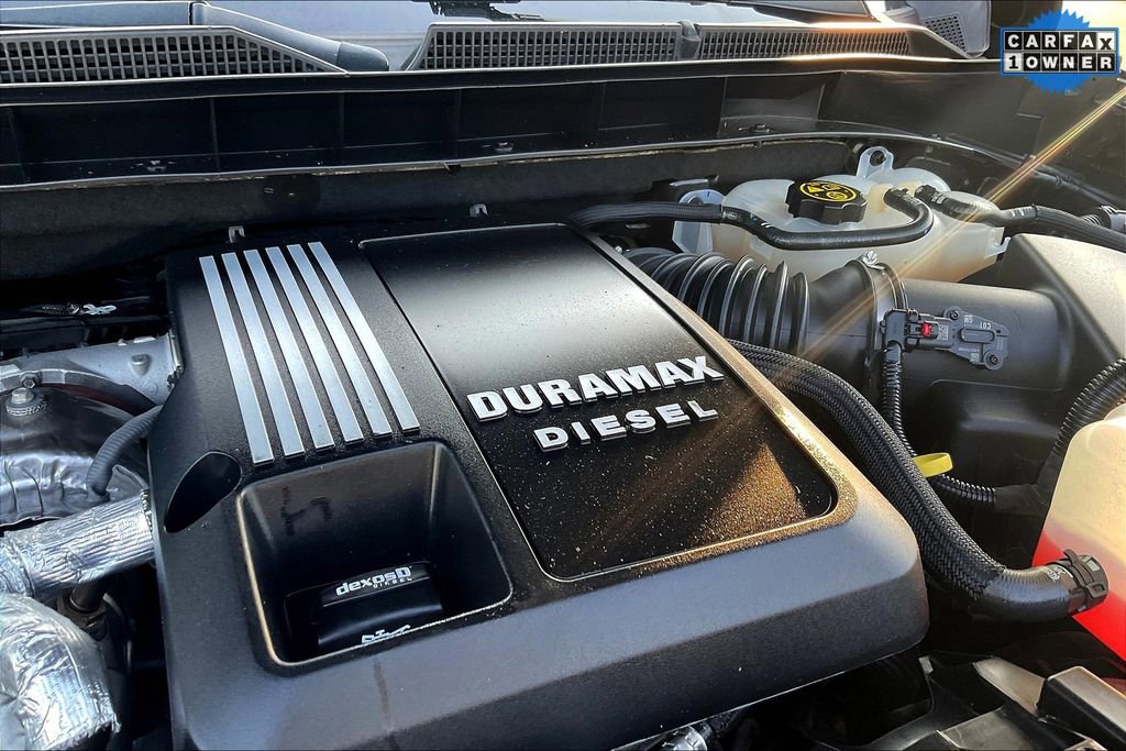 Used 2023 GMC Yukon Denali Ultimate image 32