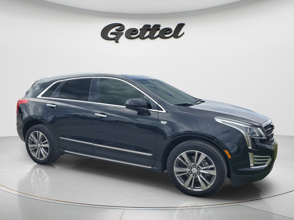 Used 2019 Cadillac XT5 Luxury image 2