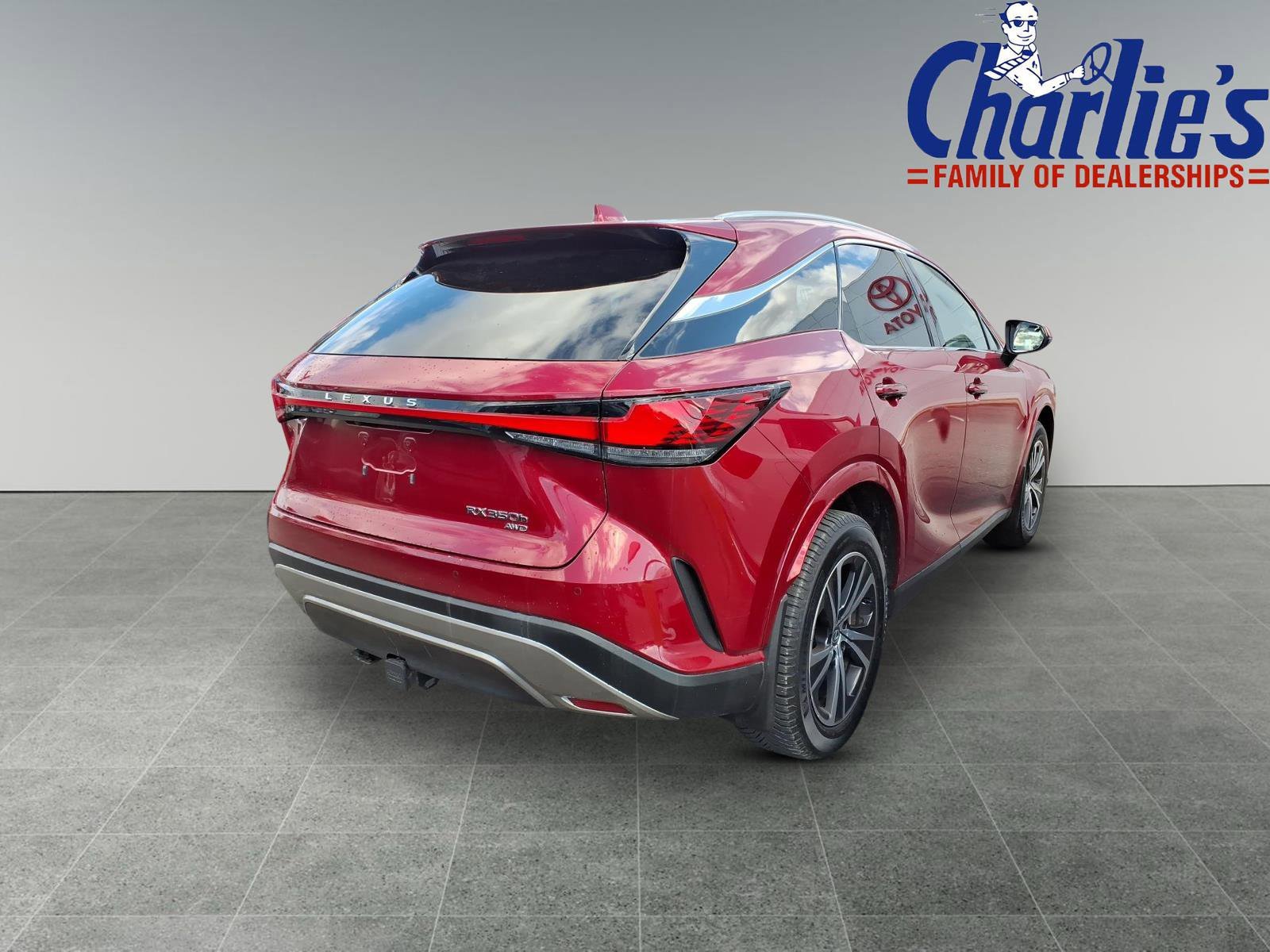 Used 2024 Lexus RX 350h w/ Convenience Package AWD/4WD image 4
