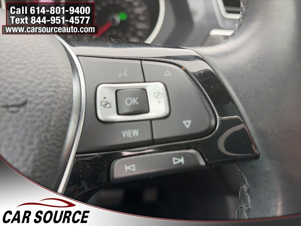 Used 2019 Volkswagen Tiguan SE w/ Panoramic Sunroof Package image 12