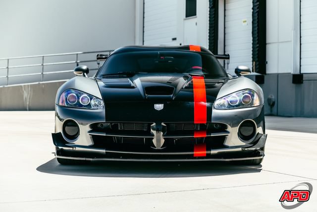 Used 2010 Dodge Viper ACR RWD image 15