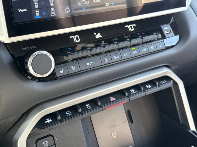 Used 2025 Toyota Tundra Platinum AWD/4WD image 27