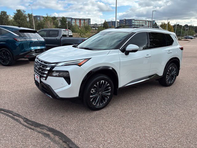 New 2026 Nissan Rogue Platinum AWD/4WD image 3