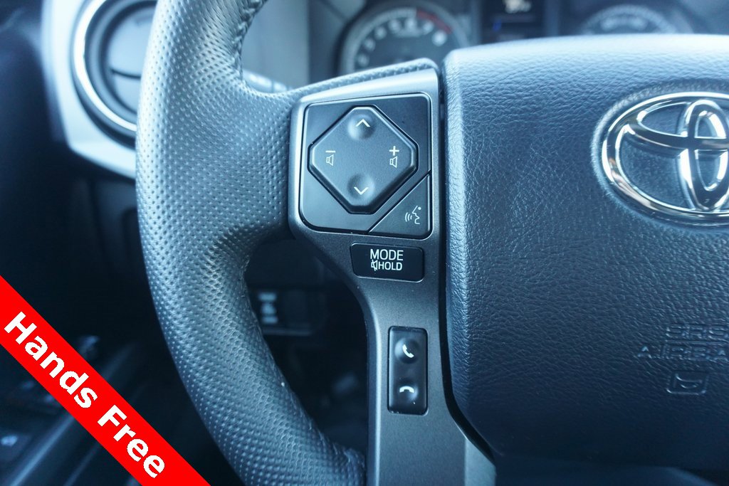 Used 2023 Toyota Tacoma TRD Off-Road image 4