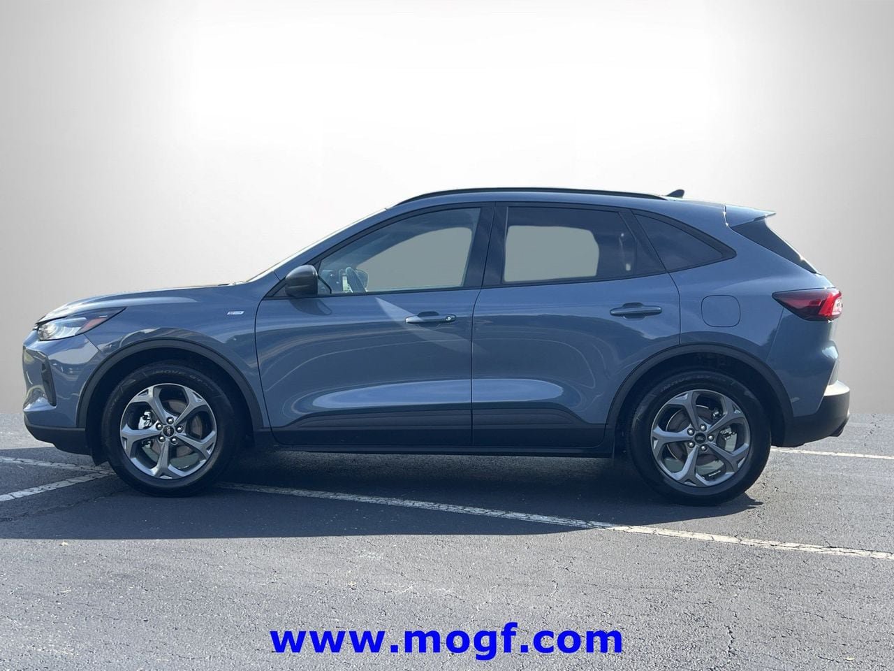 Used 2025 Ford Escape ST-Line FWD image 25