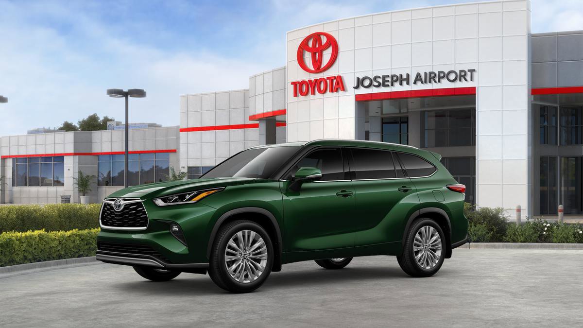 New 2025 Toyota Highlander Platinum image 32