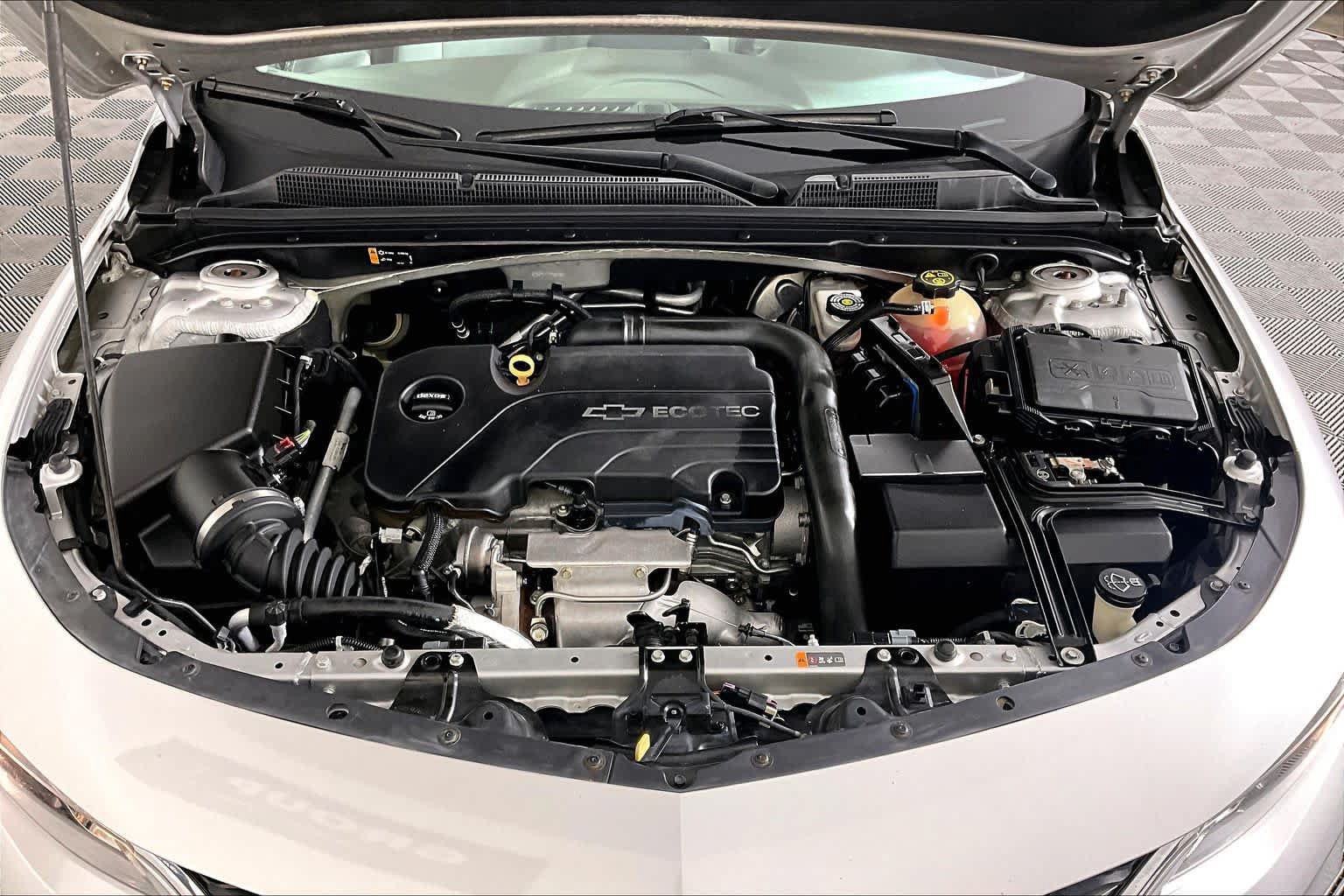 Used 2016 Chevrolet Malibu LT FWD image 27