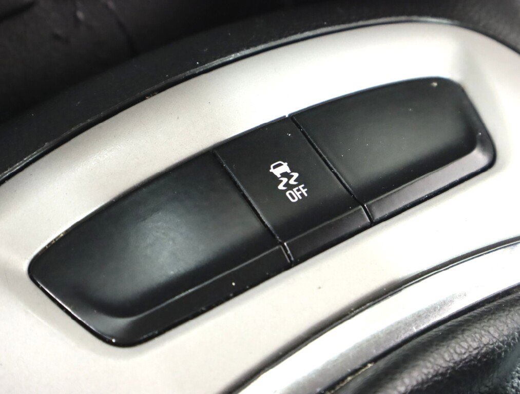 Used 2018 Chevrolet Cruze LS image 20