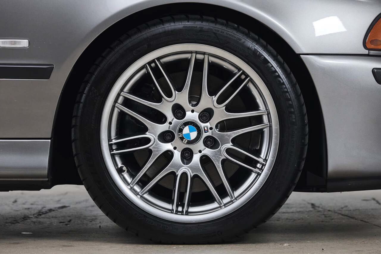 Used 2003 BMW M5 RWD image 39