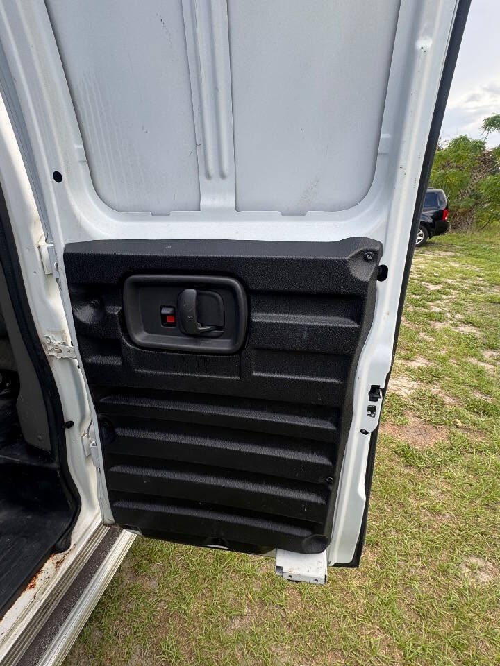 Used 2003 Chevrolet Express 3500 Extended RWD image 18