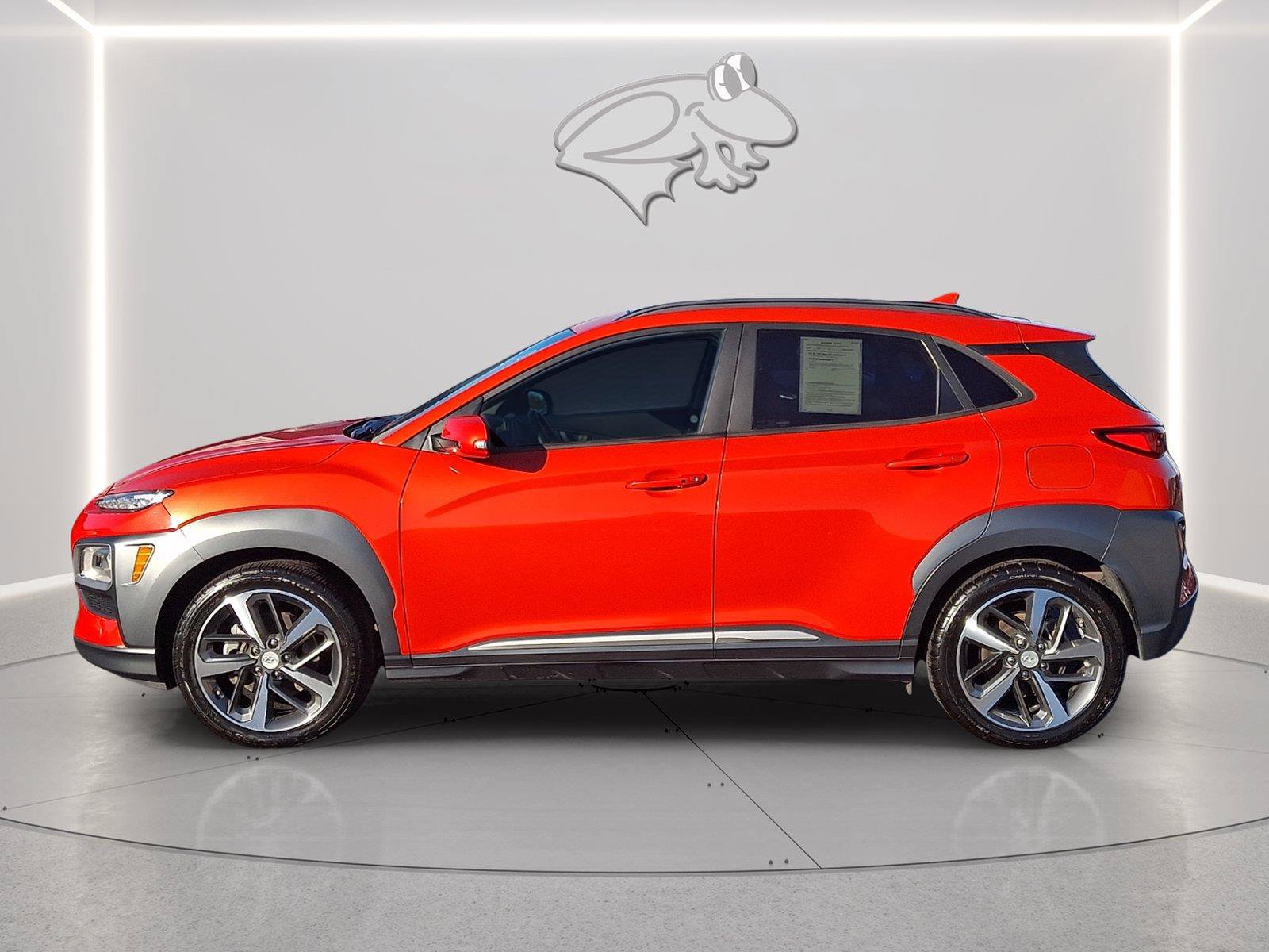 Used 2020 Hyundai Kona Limited FWD image 2