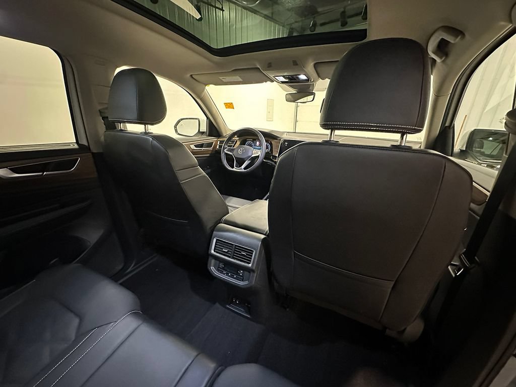 Used 2024 Volkswagen Atlas SE w/ Panoramic Sunroof Package AWD/4WD image 28