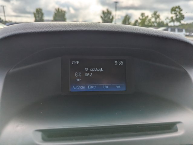 Used 2015 Ford Focus SE FWD image 17