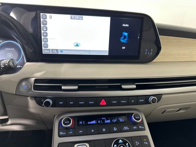 Used 2023 Hyundai Palisade Limited w/ Cargo Package image 23