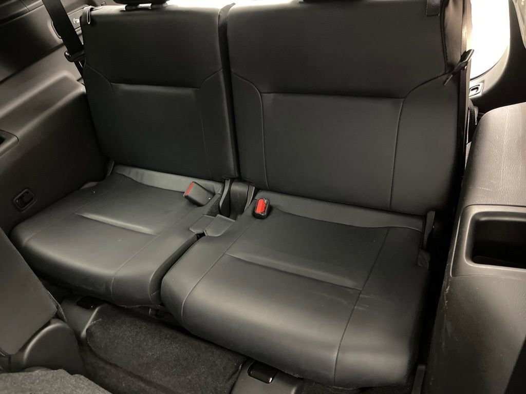 Used 2025 Mitsubishi Outlander SE image 25