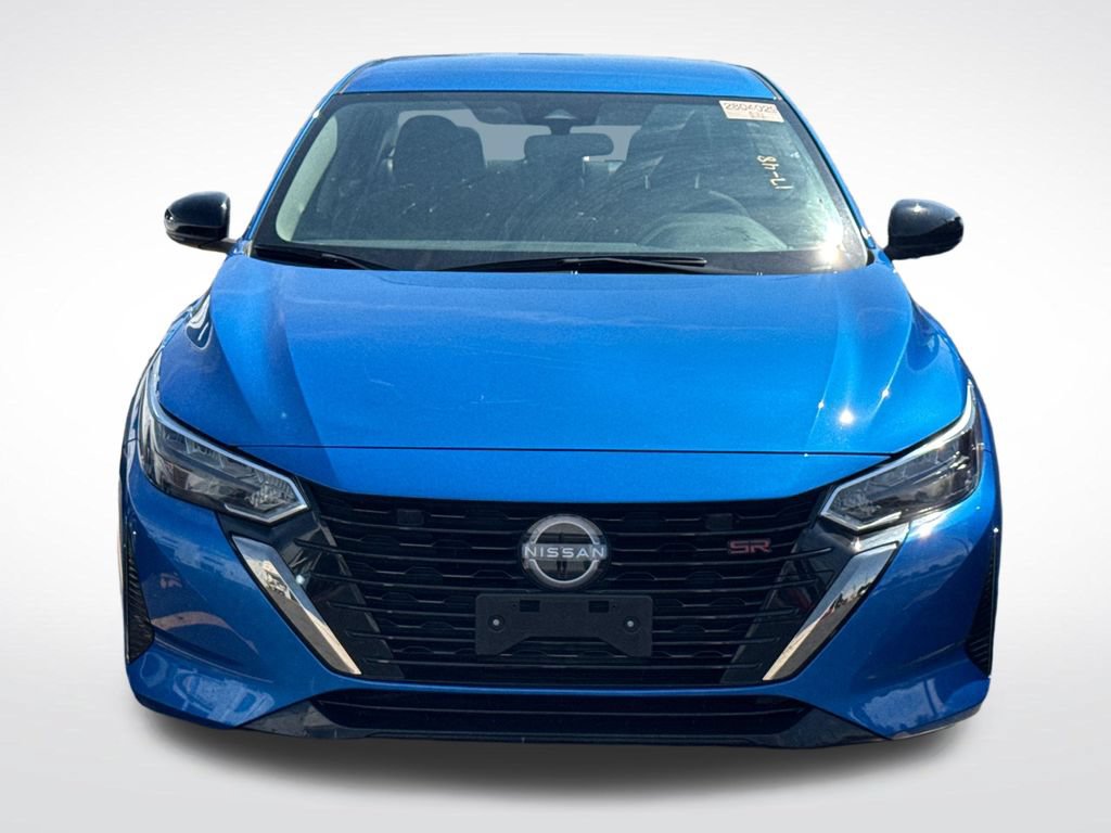 Used 2025 Nissan Sentra SR FWD image 3