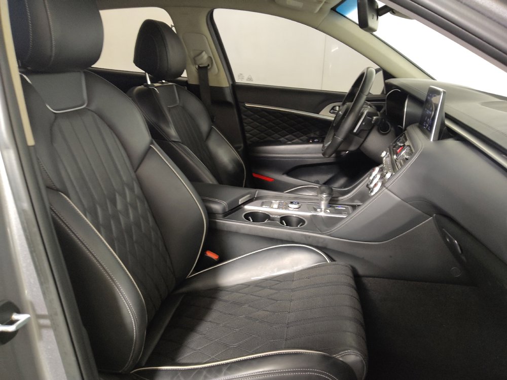 Used 2020 Genesis G70 2.0T w/ Prestige Package RWD image 21