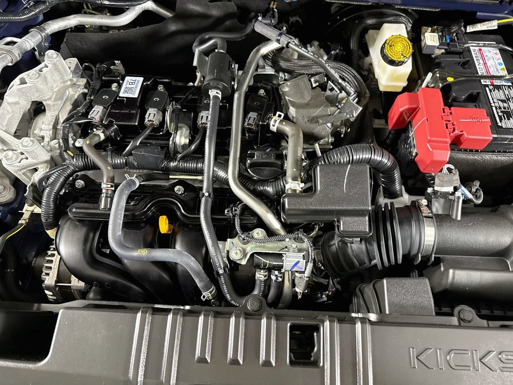 Certified 2025 Nissan Kicks SV AWD/4WD image 32