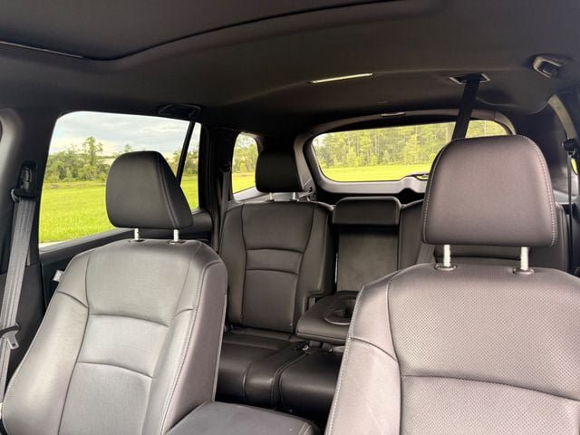 Used 2025 Honda Passport EX-L image 10