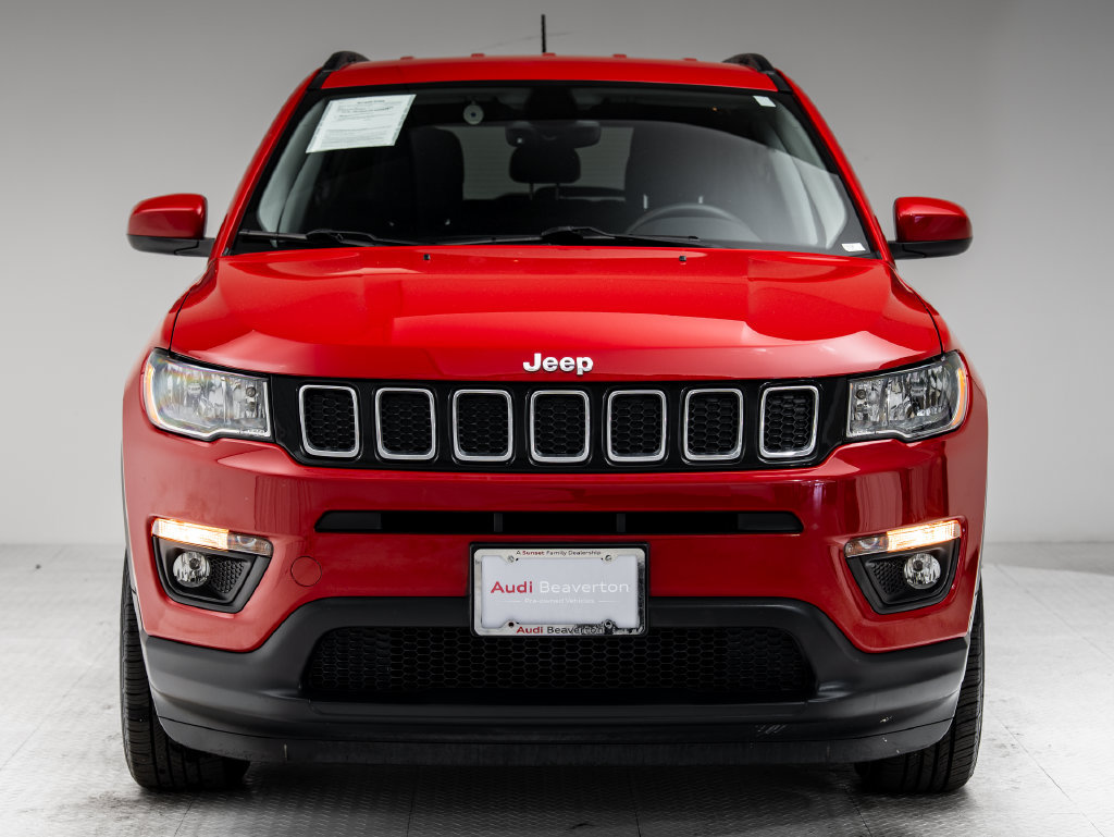 Used 2018 Jeep Compass Latitude w/ Popular Equipment Group AWD/4WD image 24