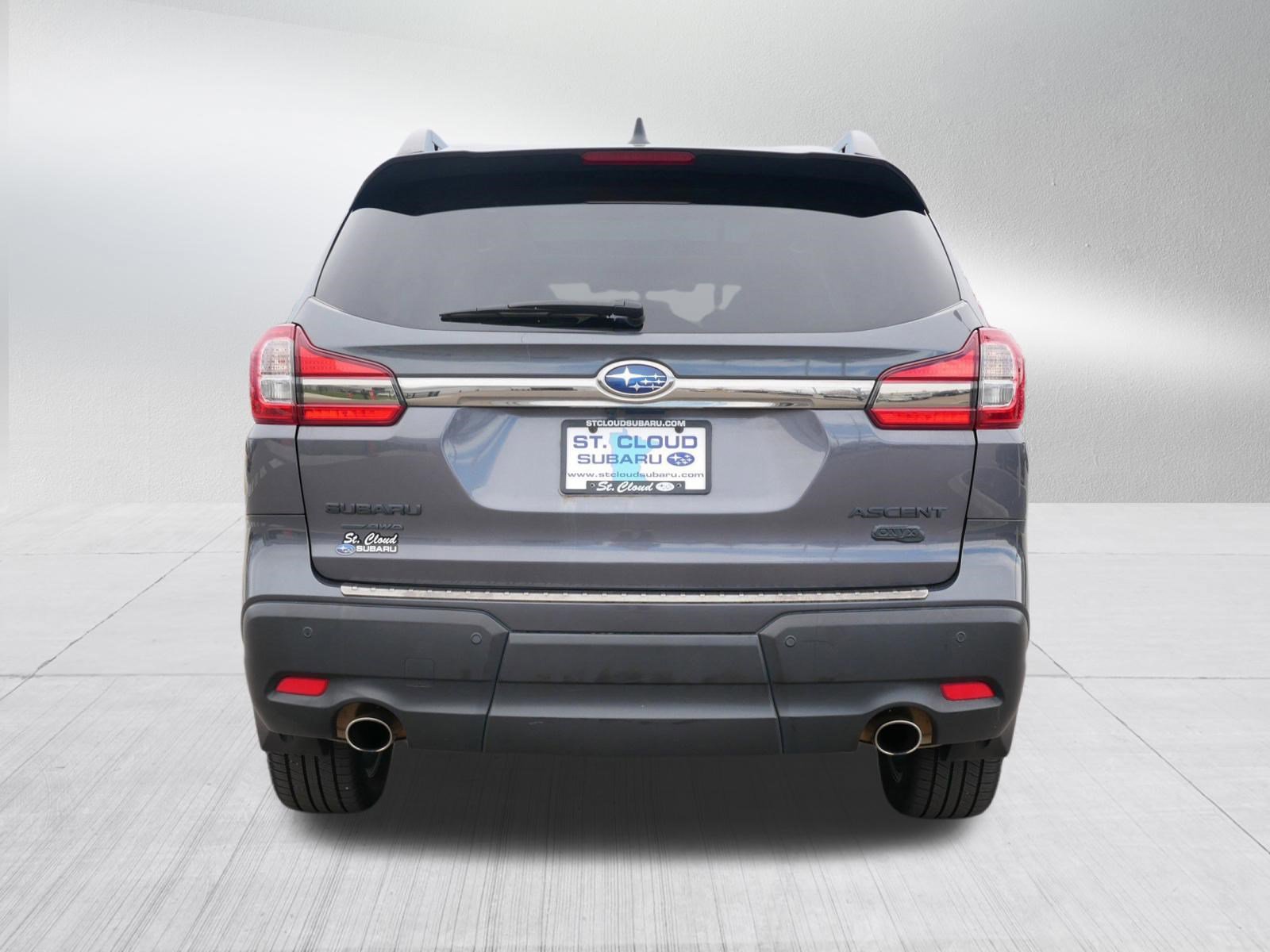 Used 2022 Subaru Ascent Onyx Edition image 6