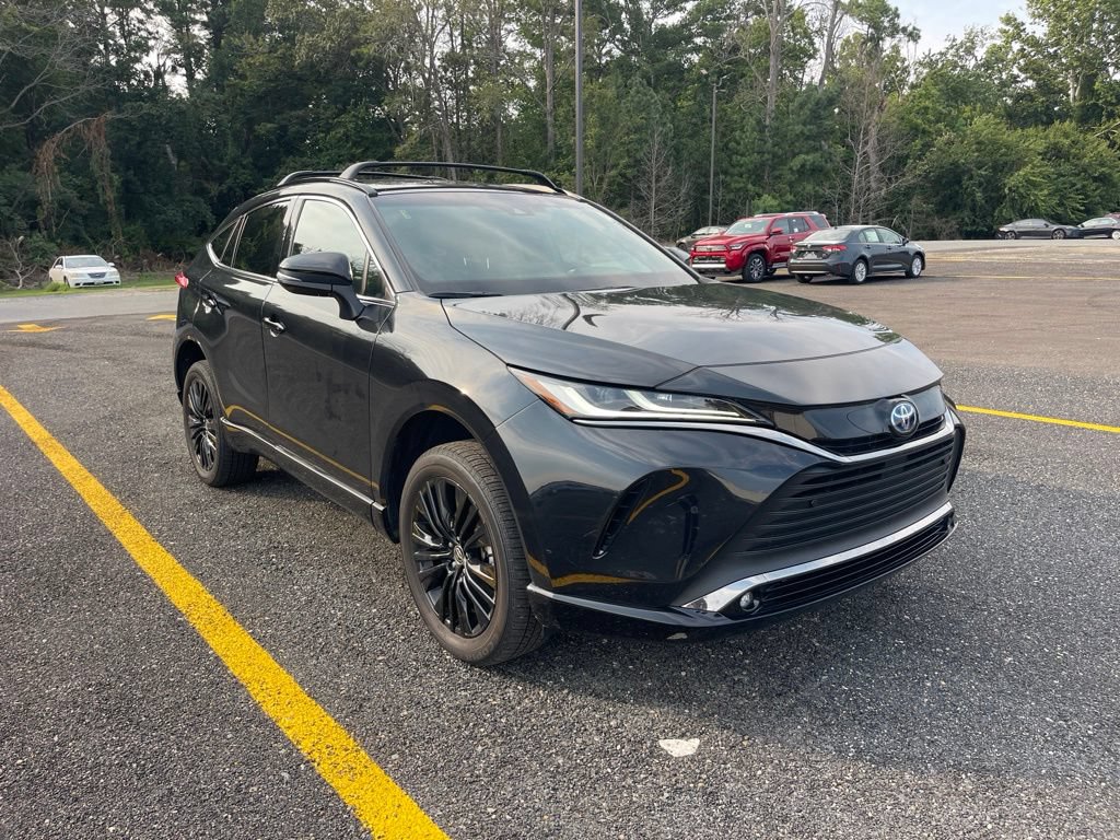 Used 2024 Toyota Venza Nightshade AWD/4WD image 7