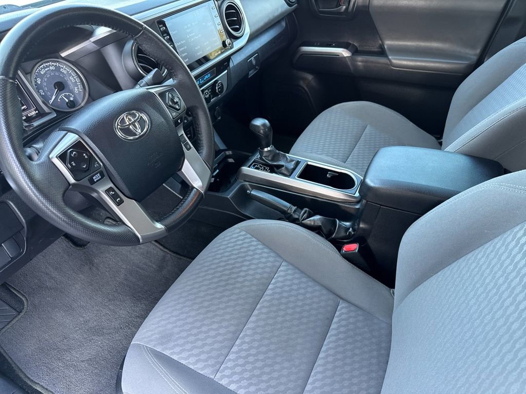 Used 2023 Toyota Tacoma SR5 RWD image 9