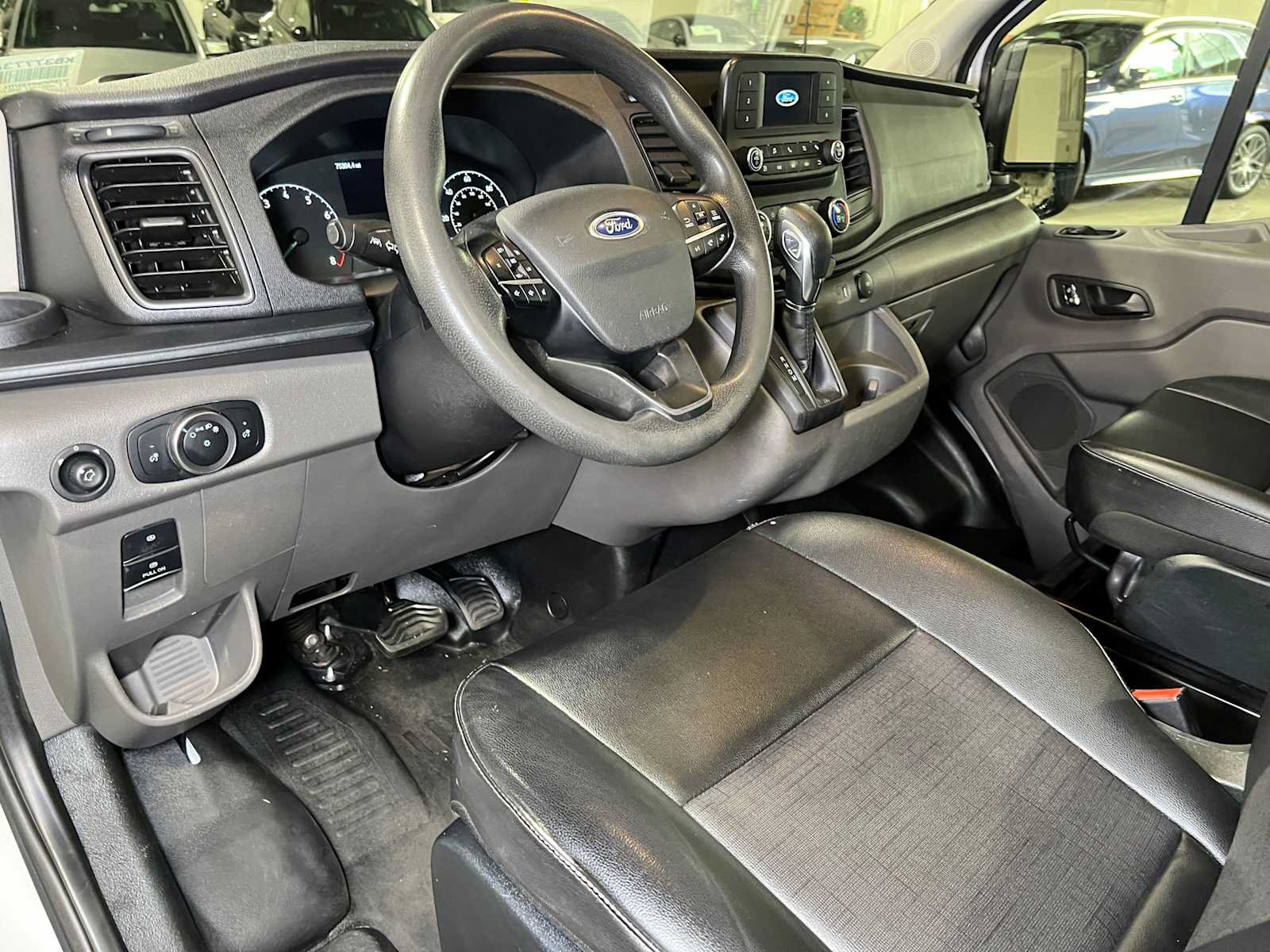 Used 2023 Ford Transit 250 Medium Roof AWD w/ Load Area Protection Package image 22