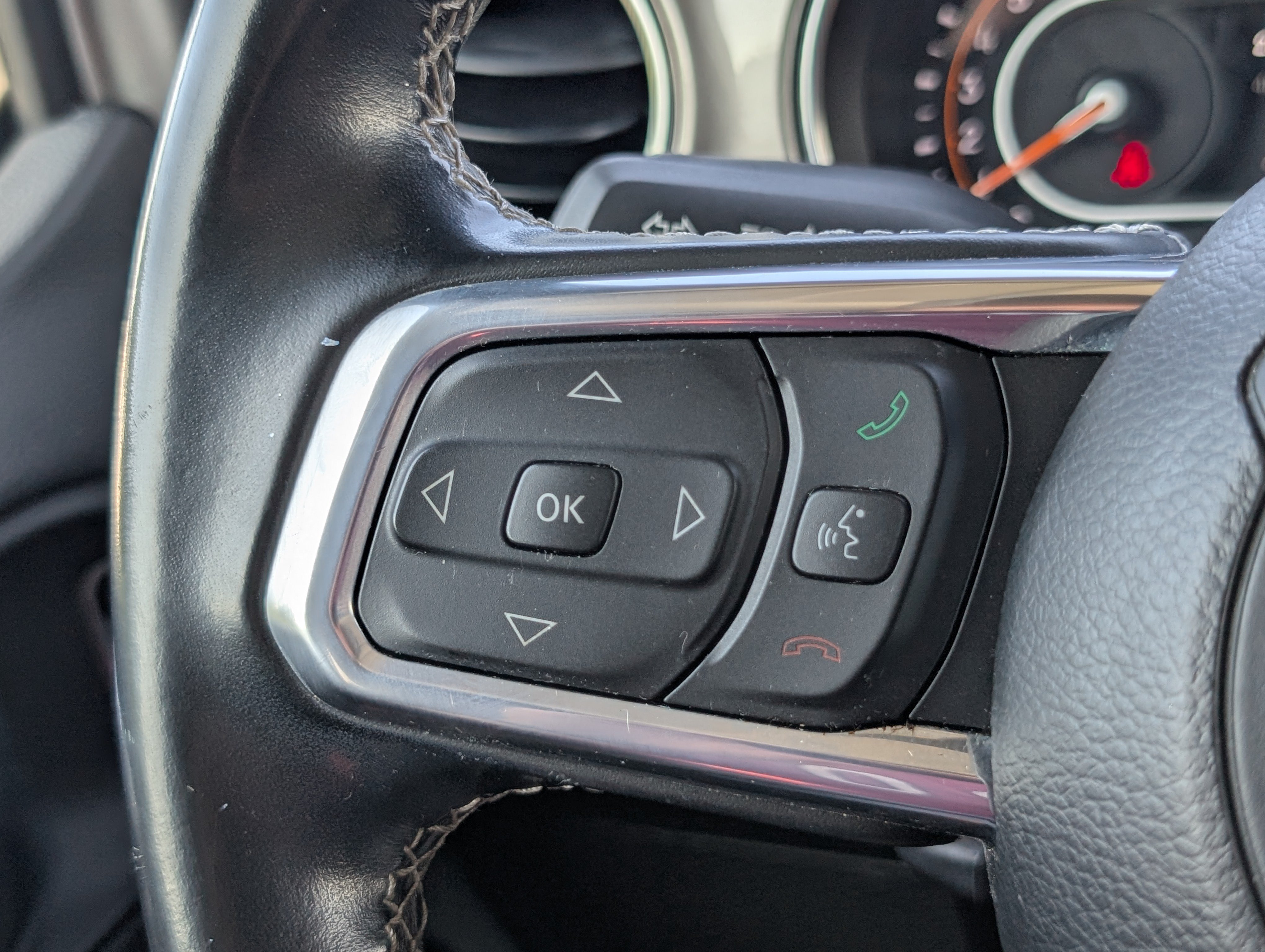 Used 2021 Jeep Wrangler Unlimited Sahara AWD/4WD image 23