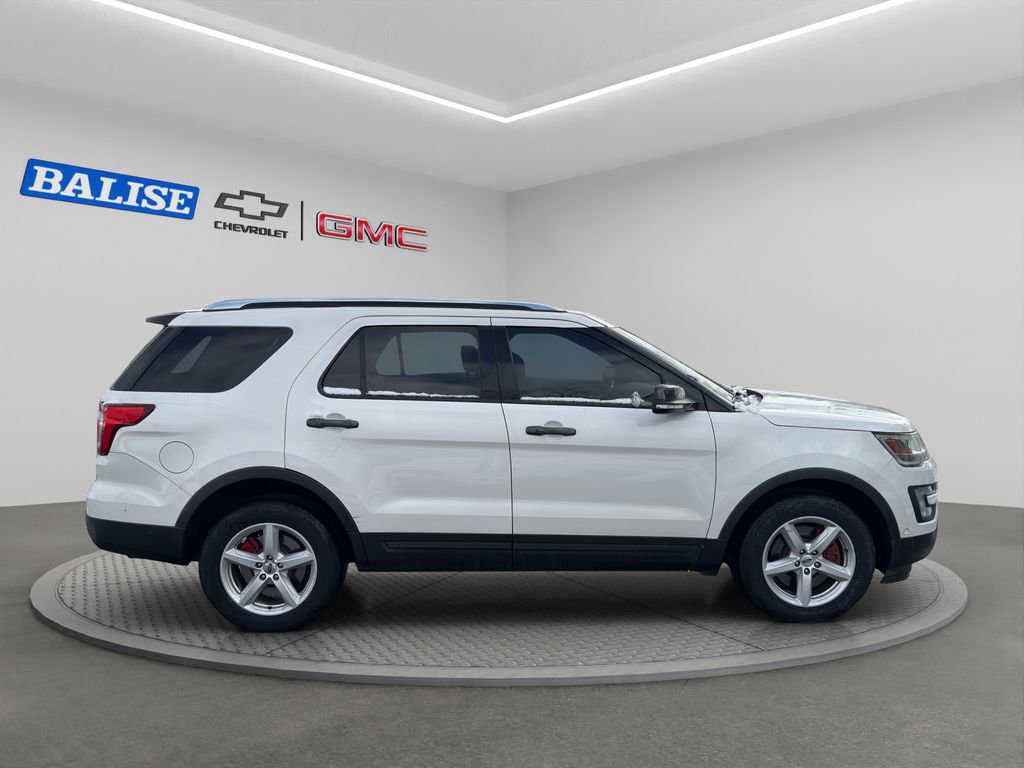 Used 2017 Ford Explorer Limited w/ Equipment Group 303A image 5