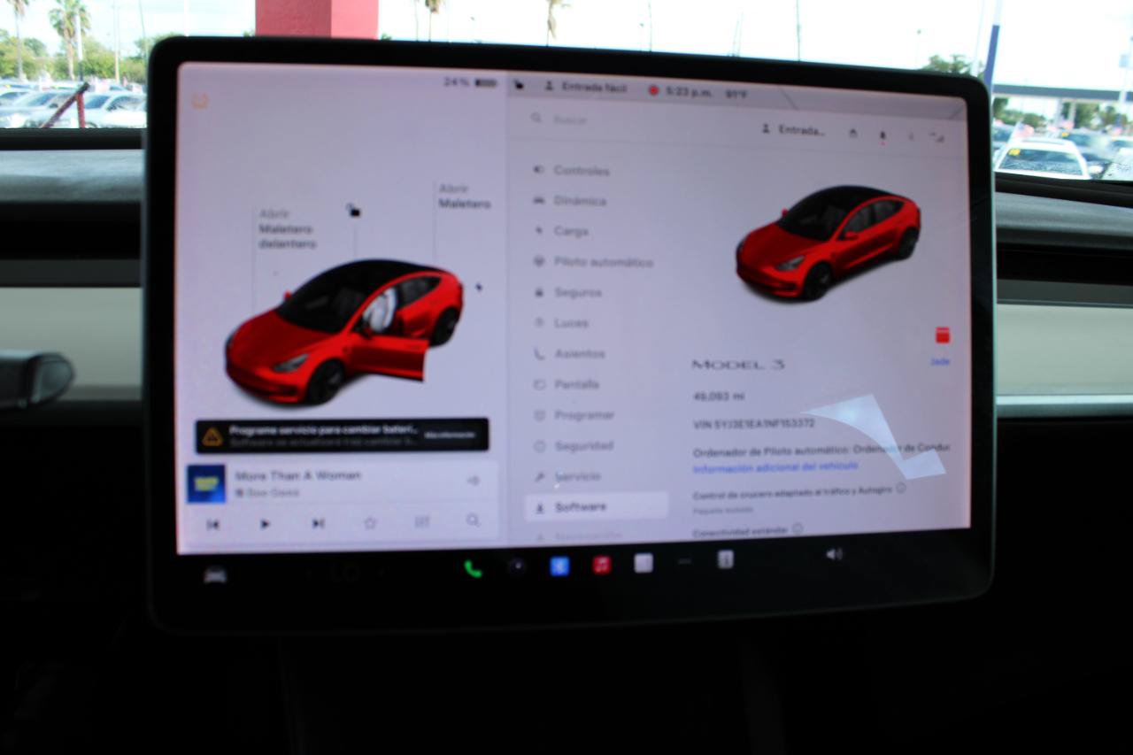 Used 2022 Tesla Model 3 RWD image 23